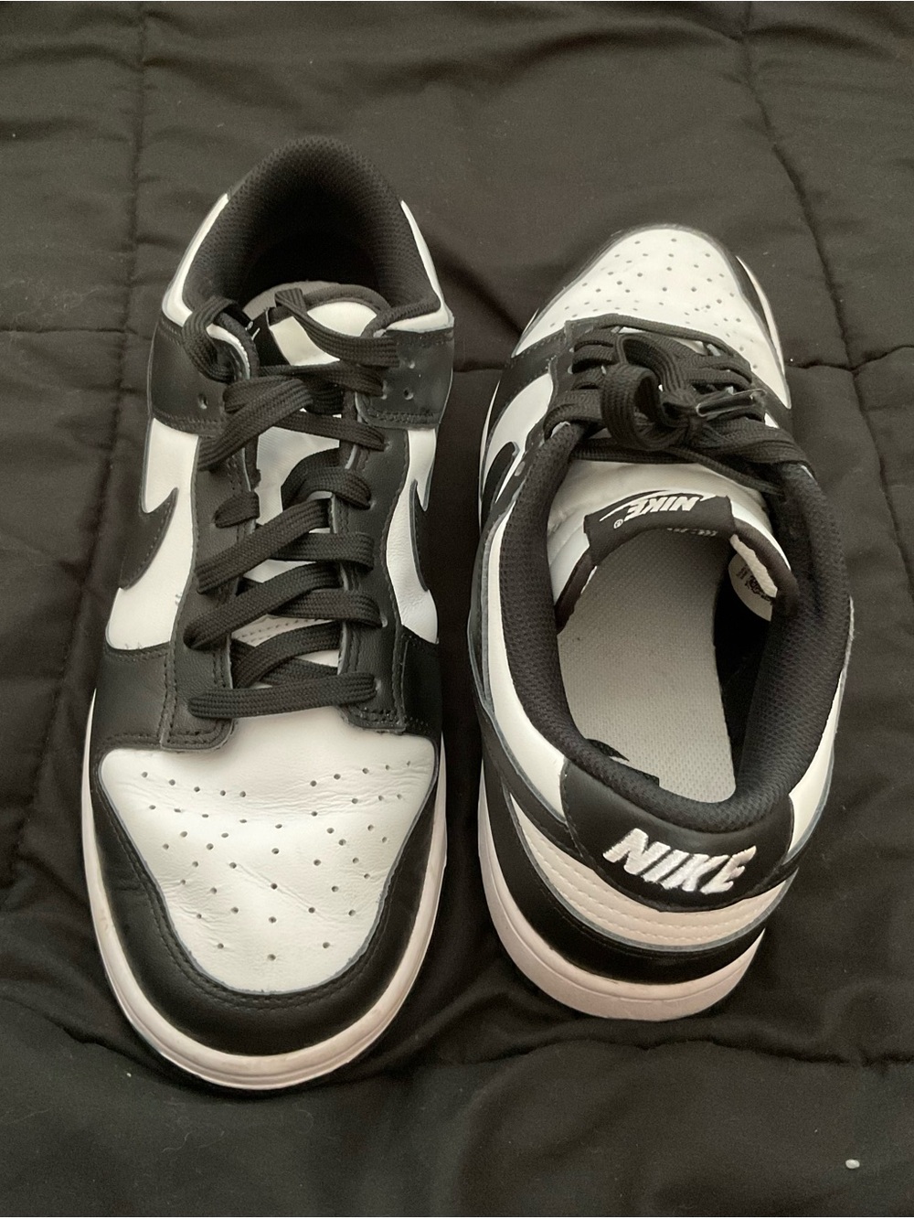 Nike Men’s Black and White Low-Top Sneakers